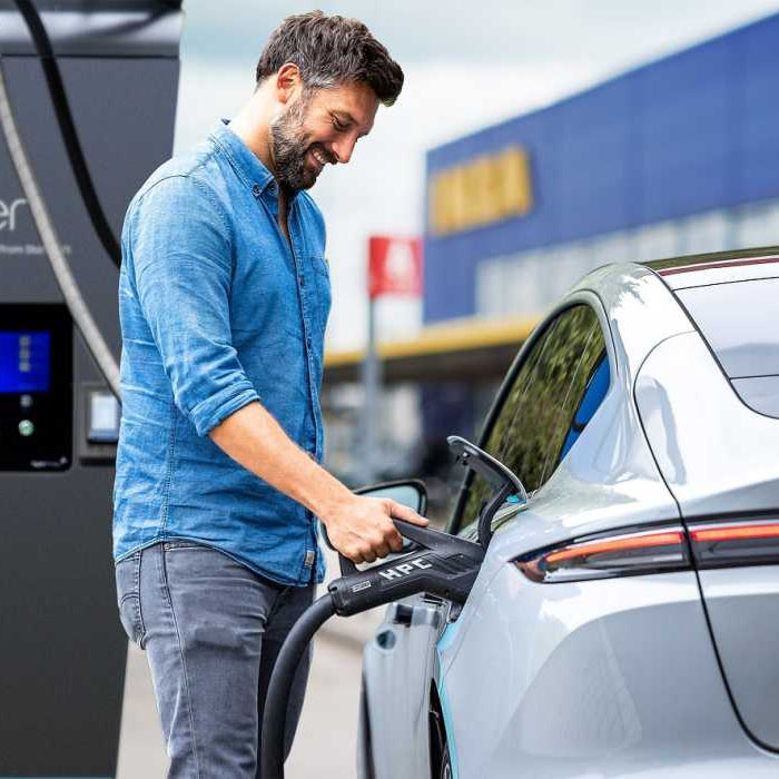 Warum stockt die Elektromobilität? - e-car-shop.ch
