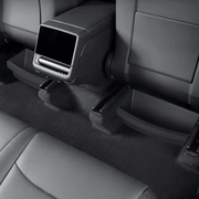 Ablageschublade unter dem Sitz für Tesla Model Y Juniper, ideal für zusätzlichen Stauraum.