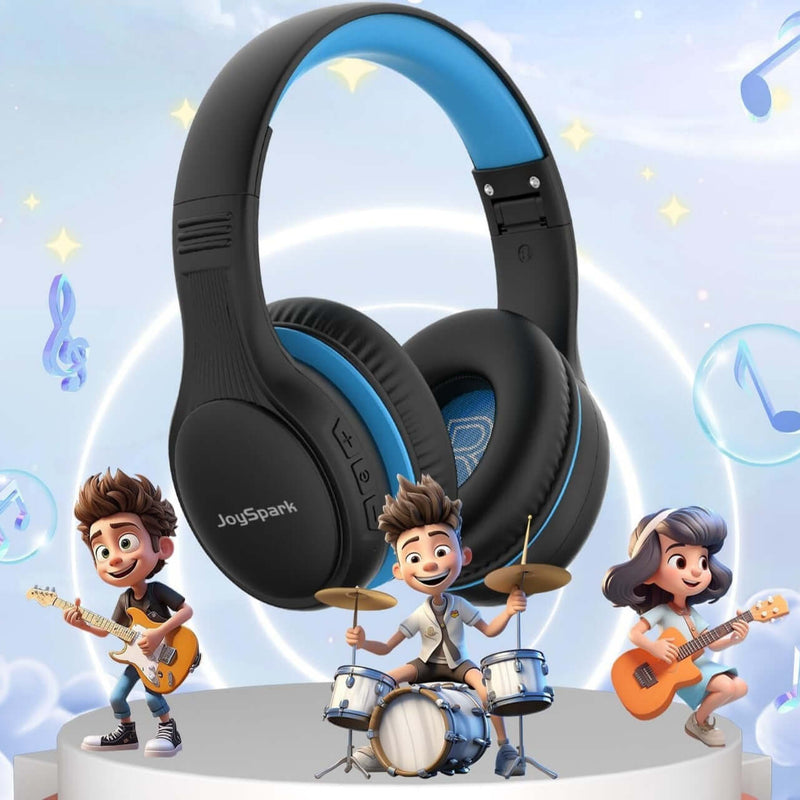 Bluetooth-Kopfhörer für Kinder in schwarz mit blauen Details, umgeben von spielenden Kindern mit Musikinstrumenten.