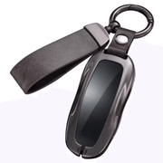 Schlüsselanhänger für Tesla Model S/3/Y aus Aluminium mit eleganter Anhängeschlaufe und hochglanzpolierter Oberfläche.