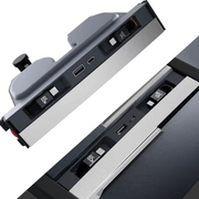 USB-C Docking-Station Tesla Model 3/Y · Highland/Juniper with multiple USB-C ports for device connectivity.