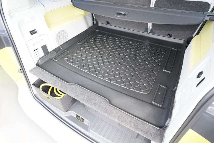 Kofferraumwanne für VW ID. Buzz ab 2022, flexibles TPE Material mit hohem Rand und pflegeleichtem Design.