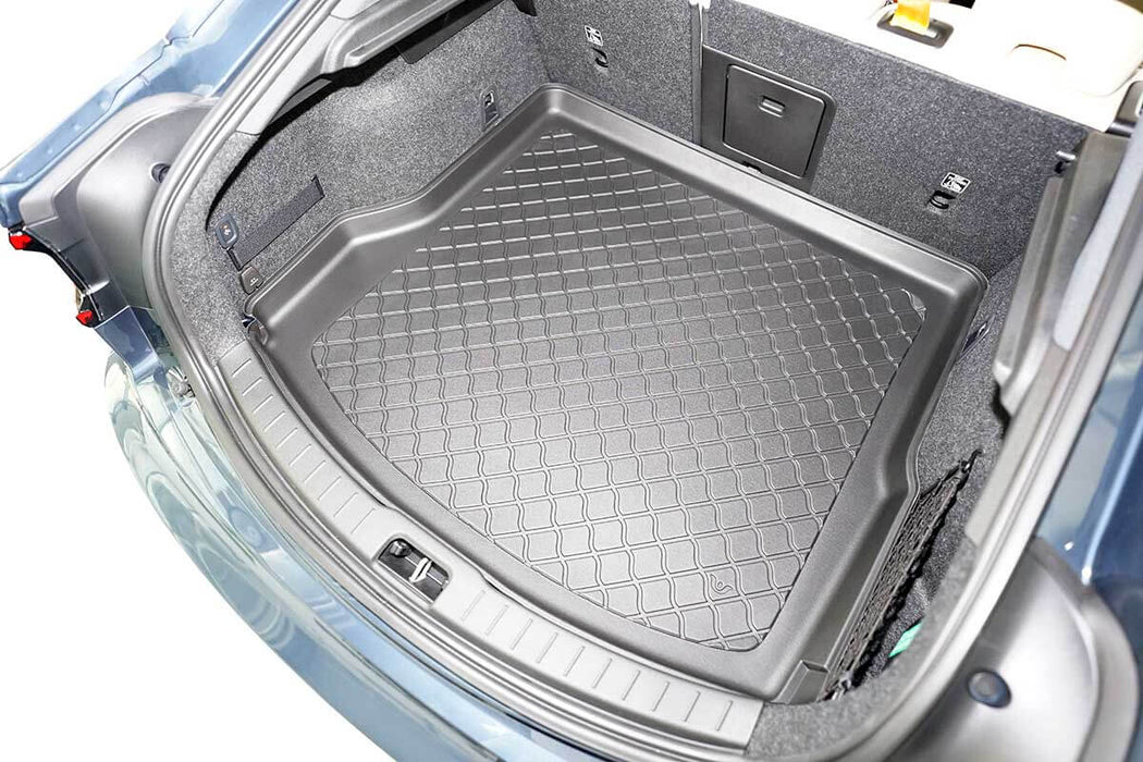 Kofferraumwanne für Polestar 2 ab 2020, flexibles TPE Material mit hohem Rand für optimalen Schutz.
