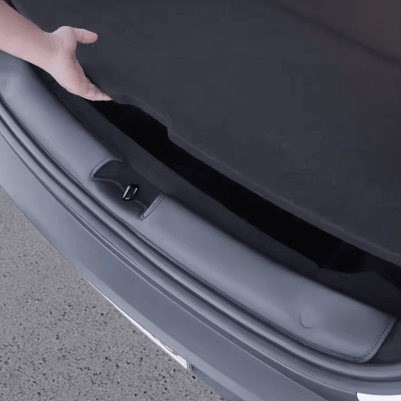 Ladekantenschutz Abdeckung Tesla Model Y Juniper | e - car - shop.ch