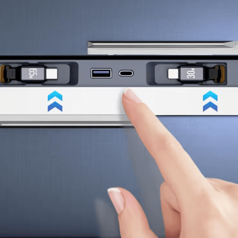 USB - C Docking - Station Tesla Model 3/Y · Highland/Juniper | e - car - shop.ch