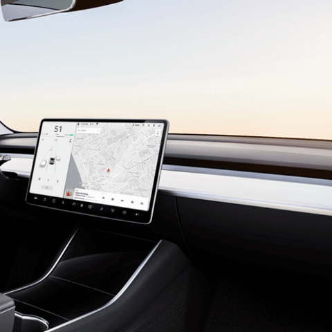 Dashboard Kunststoffabdeckung 2 - teilig Tesla Model 3/Y · bis 2023/2024 | e - car - shop.ch