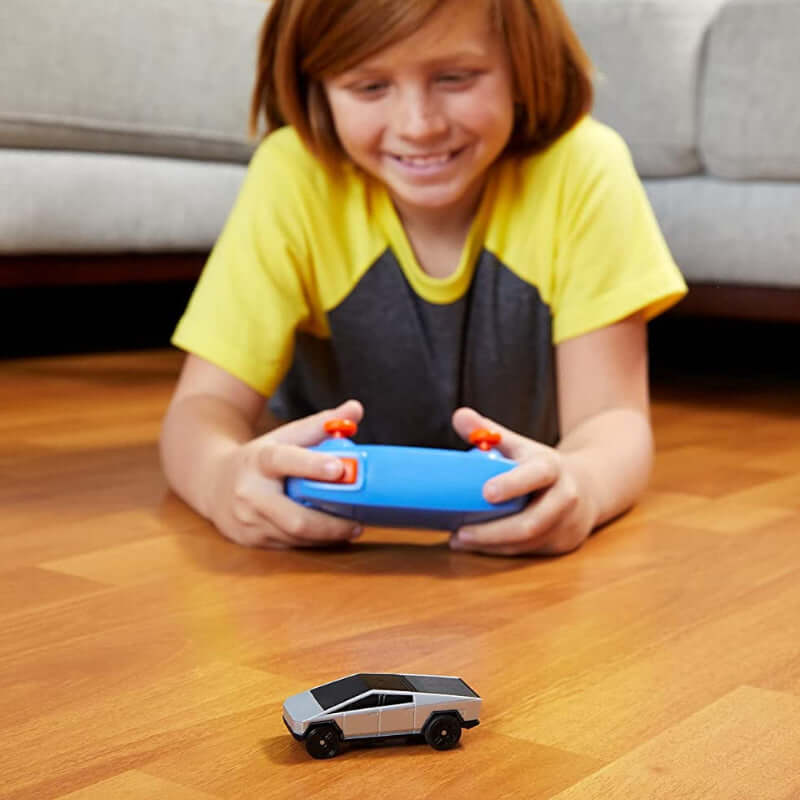 Tesla Cybertruck Hot Wheels RC 1/64 | e - car - shop.ch