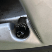 Tesla Ventilkappen mit Anhänger | e - car - shop.ch